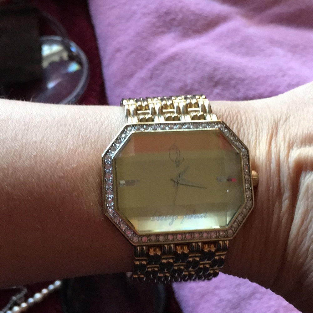 Watch - Picture 4 of 4
